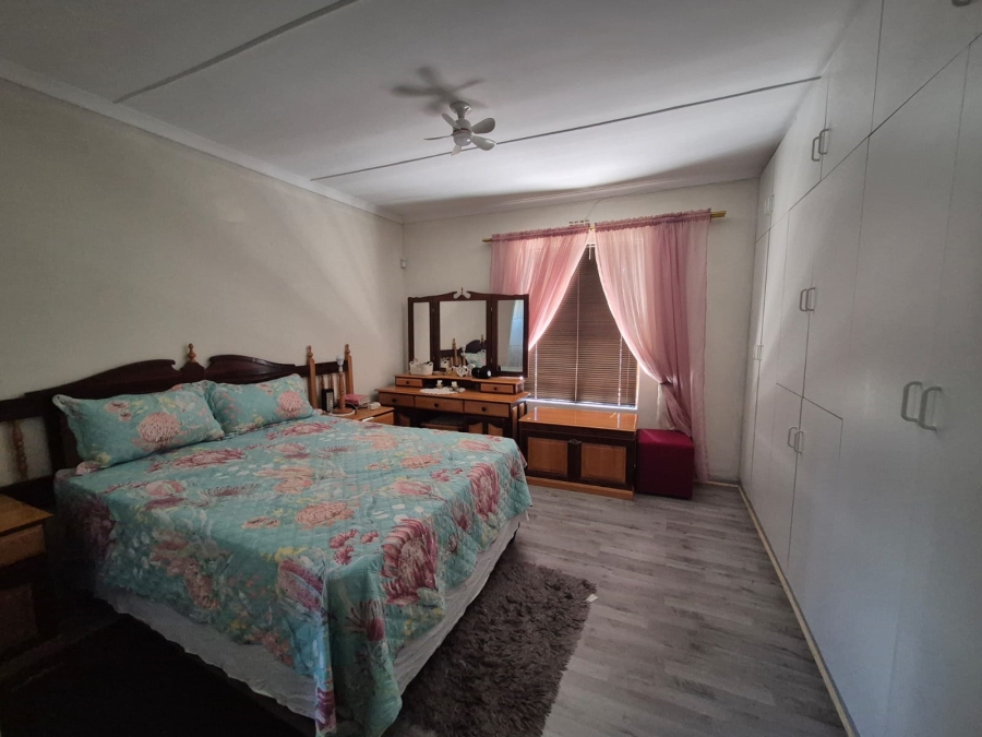 2 Bedroom Property for Sale in Worcester Western Cape